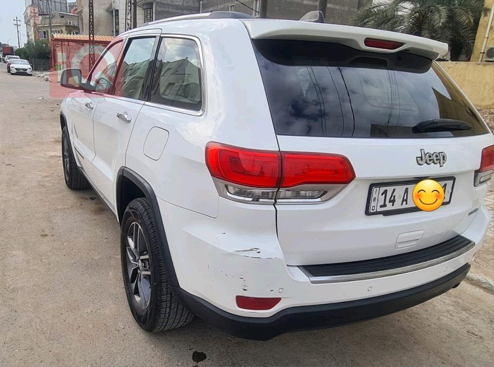 جيب جراند شيروكي